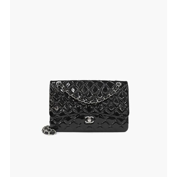 CHANEL Black Pendant Chain Shoulder Bag A-A20422 - Picture 1 of 12